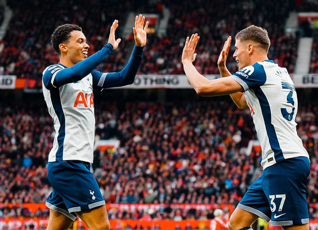 Johnson celebrates the opening goal - Photo: SpursOfficial