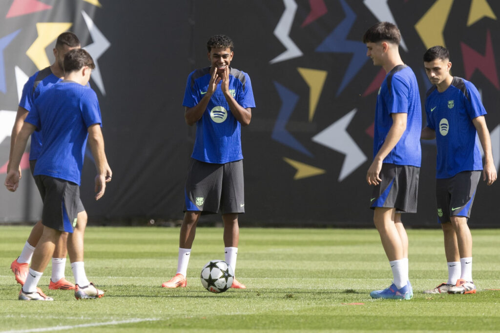 Lamine and his teammates are confident as they prepare for the match against Young Boys. Photo: Oskar Montero/DiarioAS